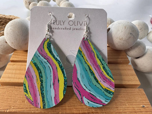 Truly Olive Colorful Wavey Pattern Acrylic Earrings - Earrings Dangle Earrings
