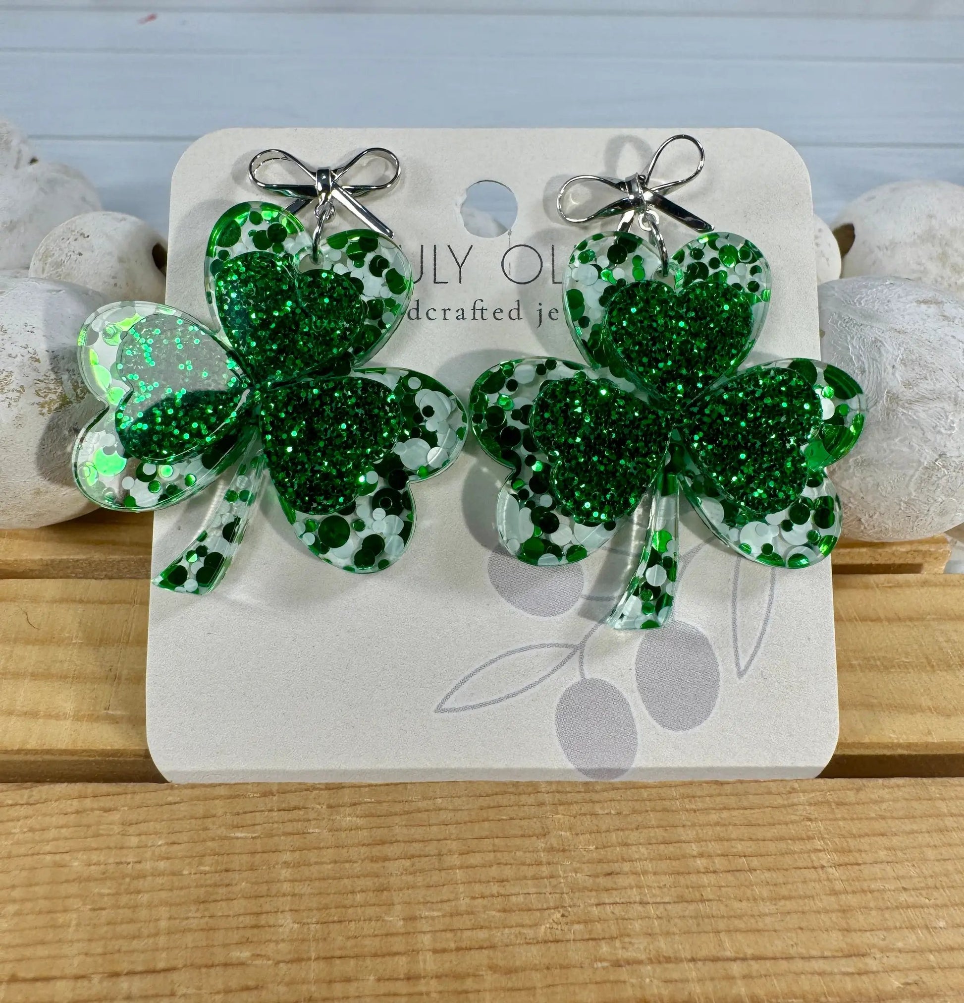 Trulyolive St Patty's Day 4 Leaf Clover Dangle Earrings - Earrings