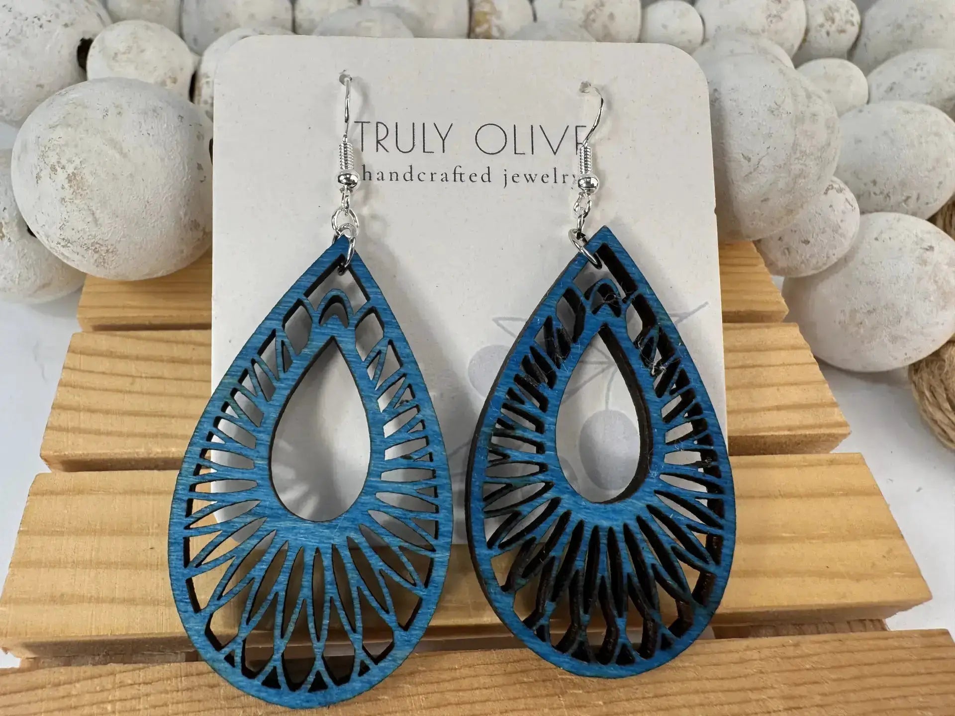 Truly Olive Handmade Filigree Earrings - Earrings Dangle Earrings