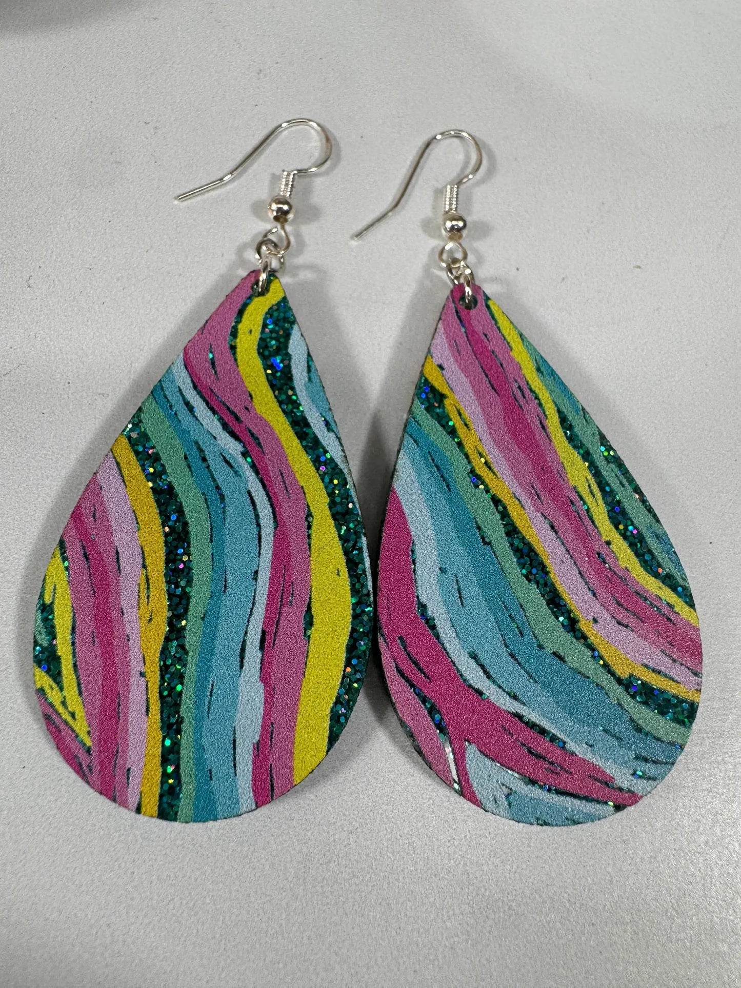 Truly Olive Colorful Wavey Pattern Acrylic Earrings - Earrings Dangle Earrings
