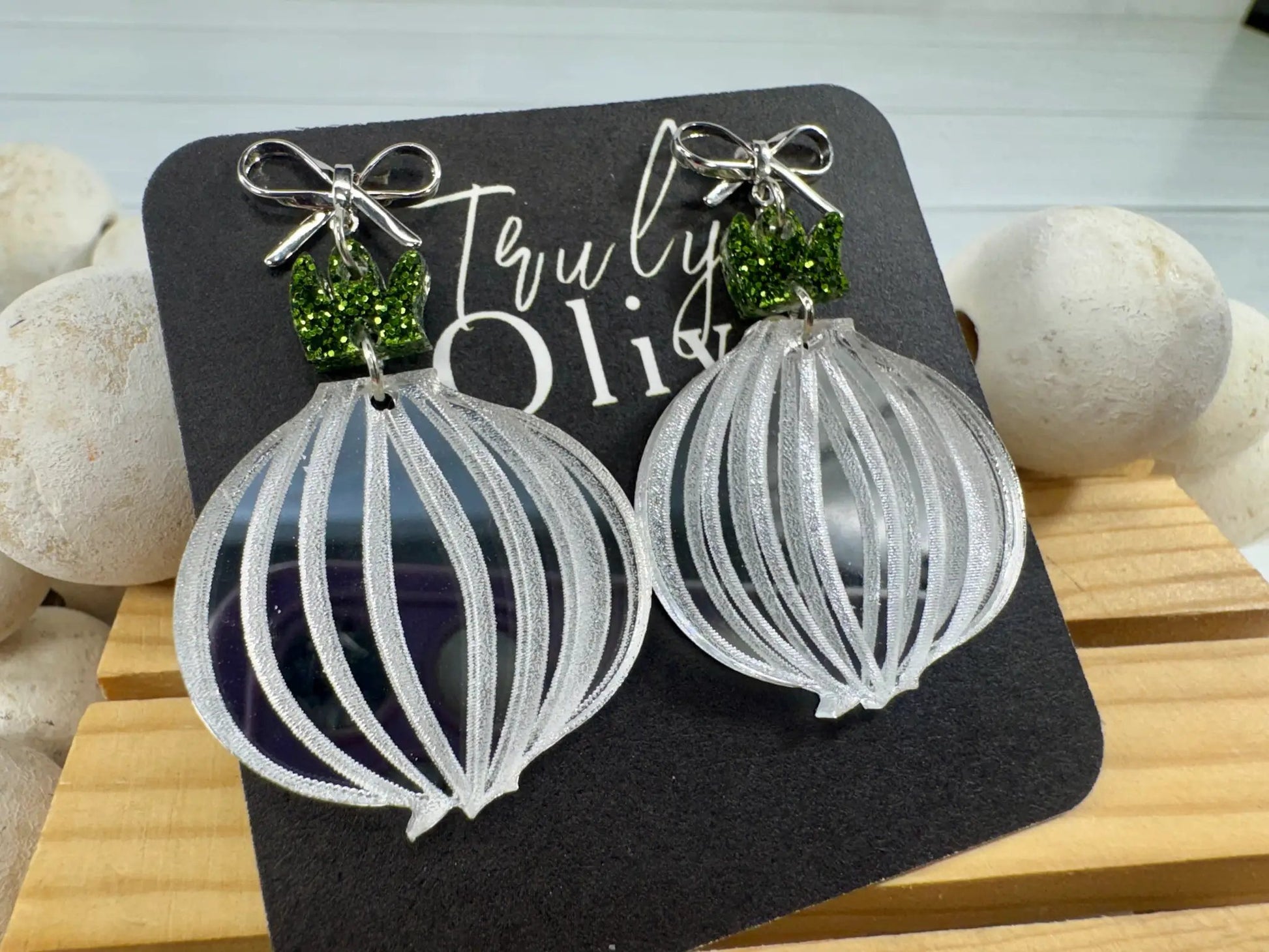 Truly Olive Cutest Vidalia Onion Dangle Earrings - Earrings Dangle Earrings