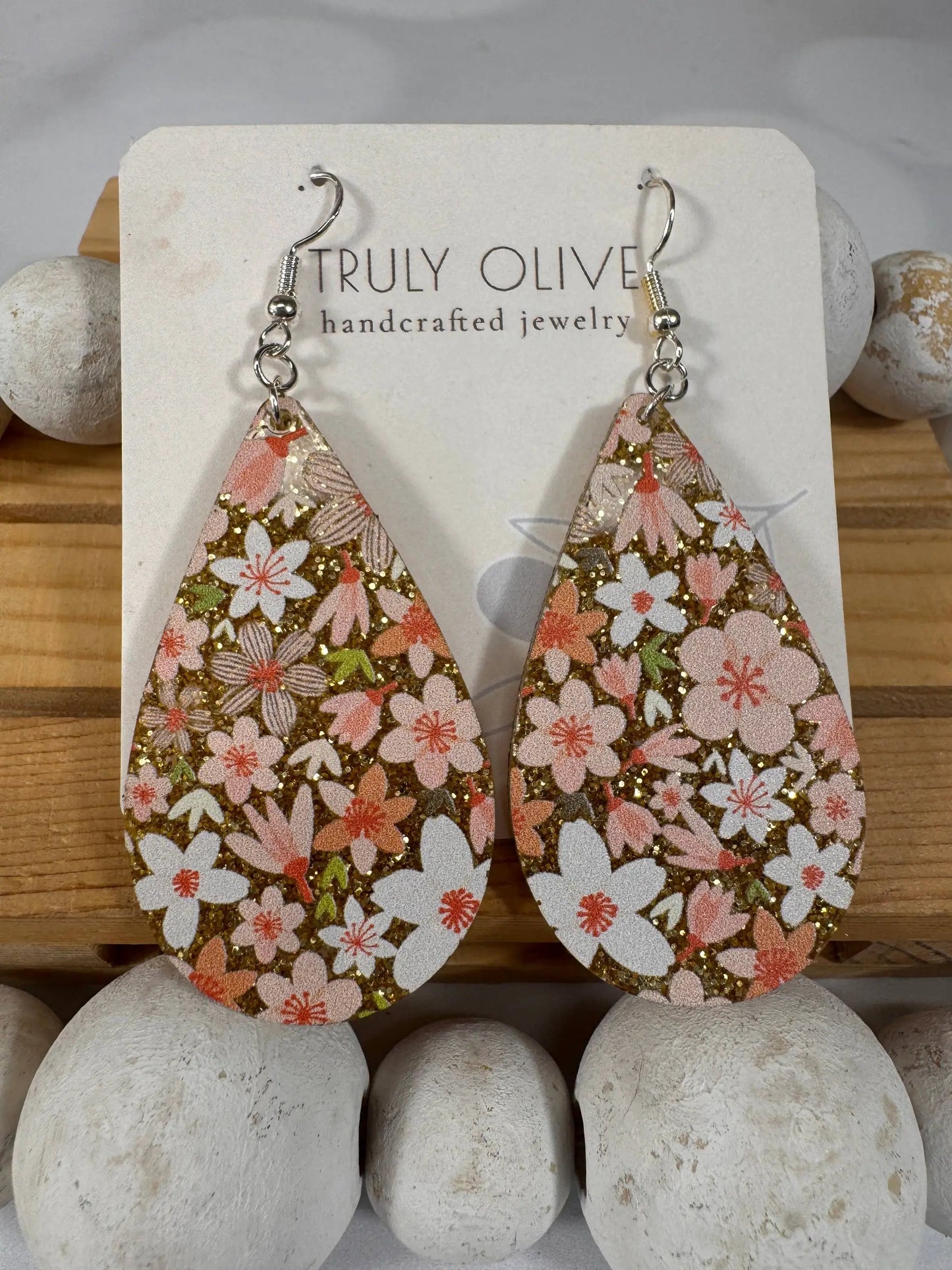 Truly Olive Pink Sparkle Flower Pattern Acrylic Earrings - Earrings Dangle Earrings