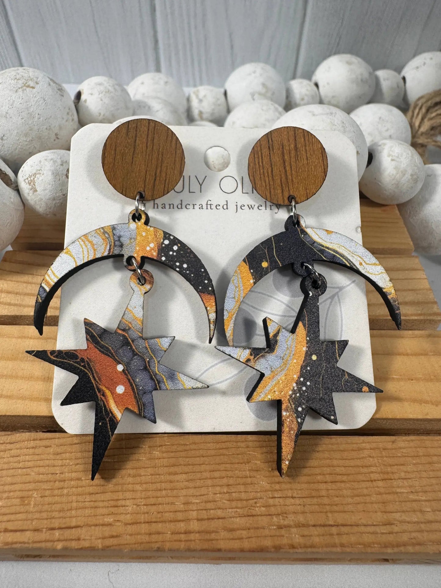 Truly Olive Discover the Elegance of Moon and Stars Dangle Earrings - Earrings Dangle Earrings