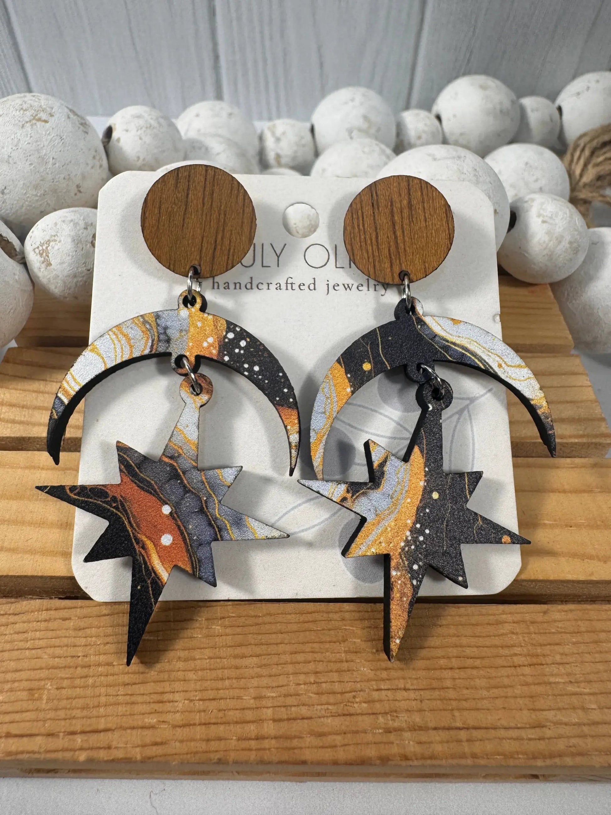 Truly Olive Discover the Elegance of Moon and Stars Dangle Earrings - Earrings Dangle Earrings