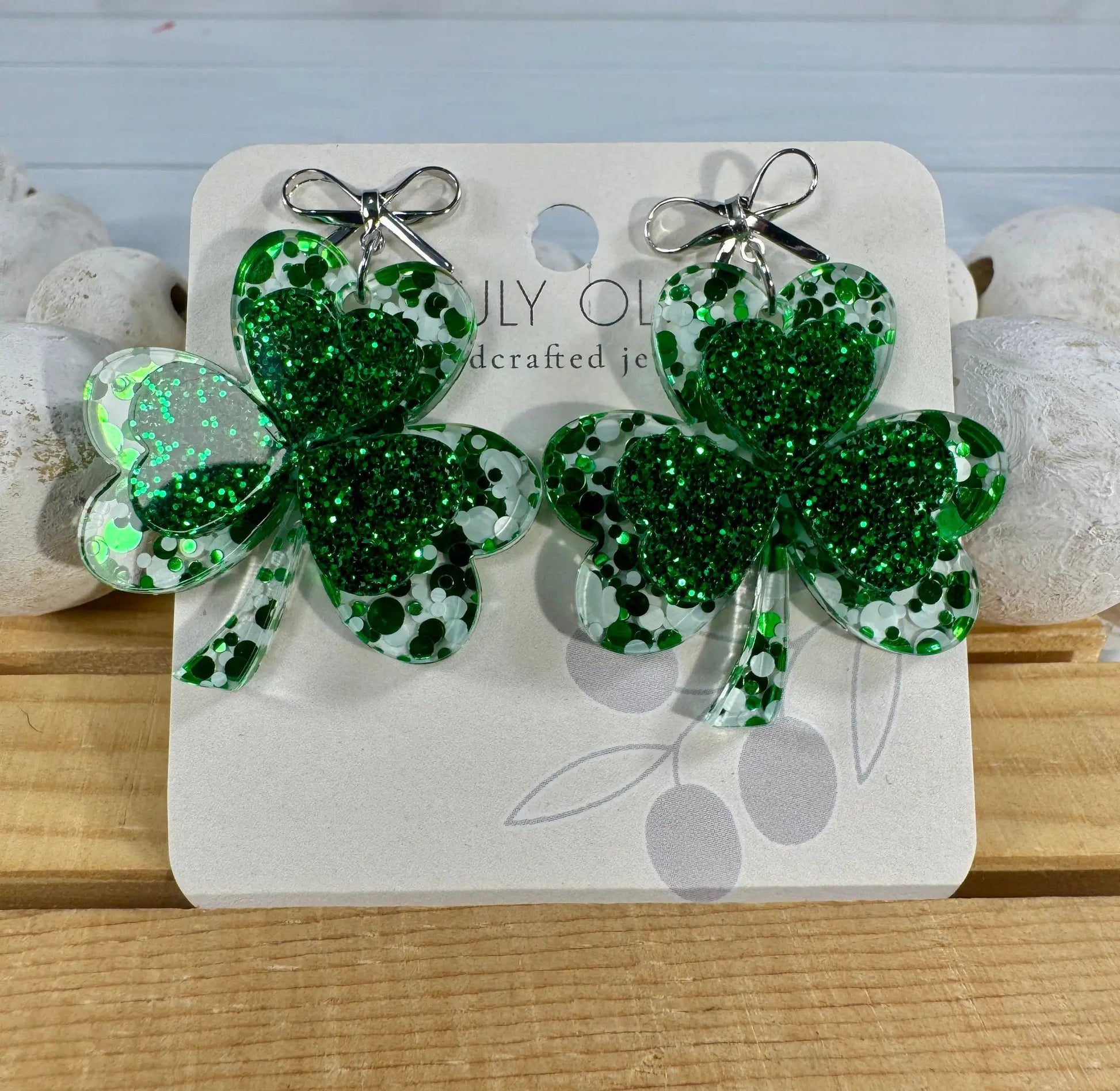 Trulyolive St Patty's Day 4 Leaf Clover Dangle Earrings - Earrings