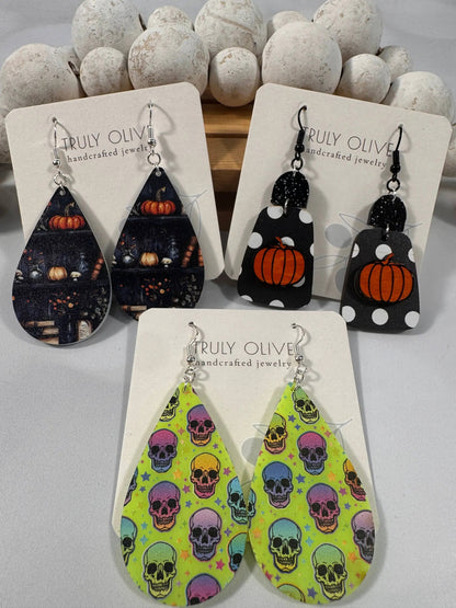 Truly Olive Halloween Skull Pumpkins - Earrings Dangle Earrings