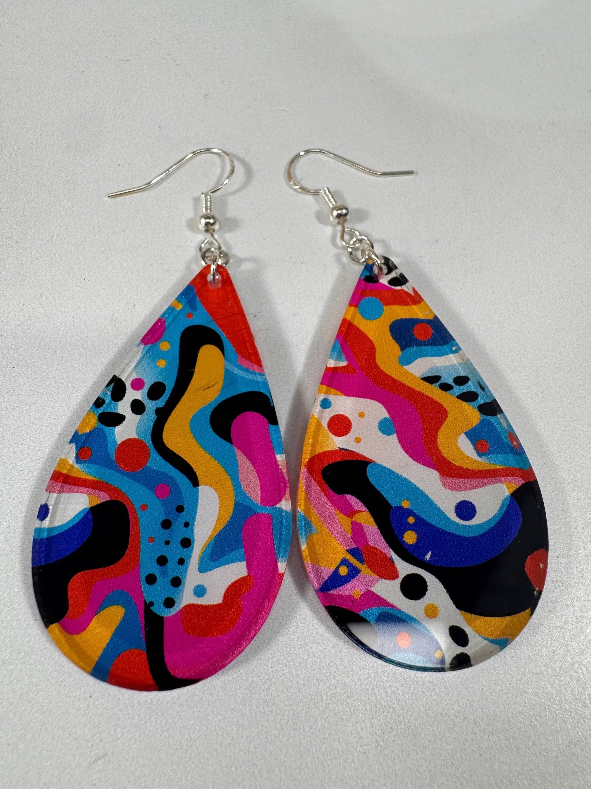 Truly Olive Art Deco Pattern Acrylic Earrings - Earrings Dangle Earrings