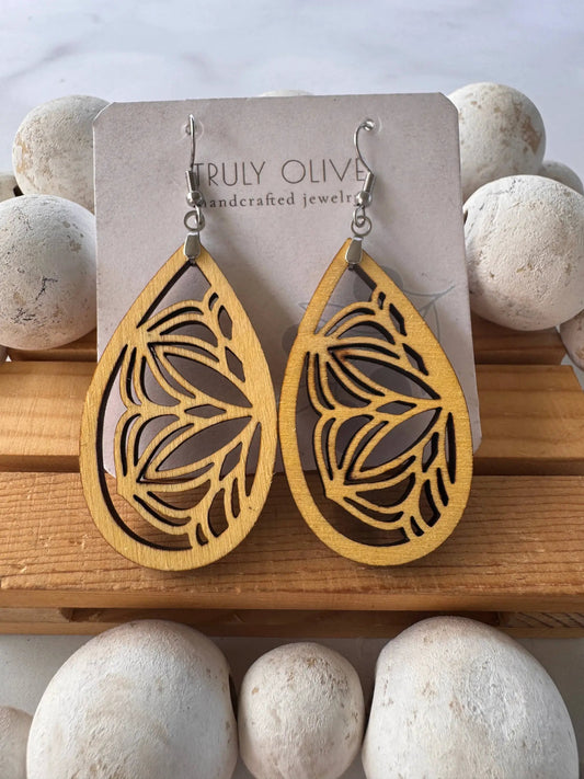 Truly Olive Natural Filigree Earrings - Earrings Dangle Earrings