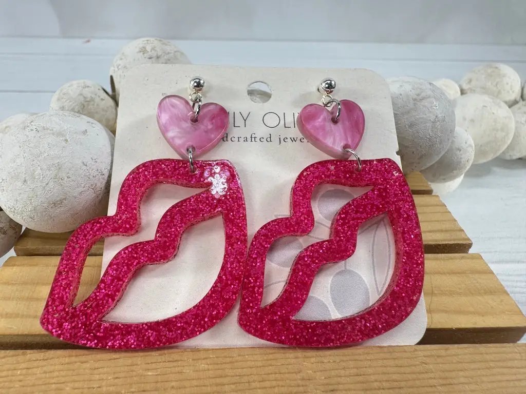 Trulyolive Hot Pink and Light Pink Lip and Heart Earrings - Earrings Dangle Earrings