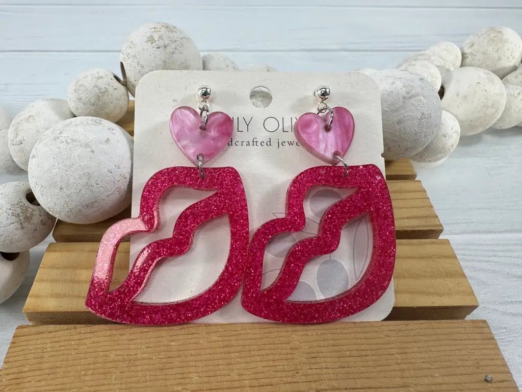 Trulyolive Hot Pink and Light Pink Lip and Heart Earrings - Earrings Dangle Earrings