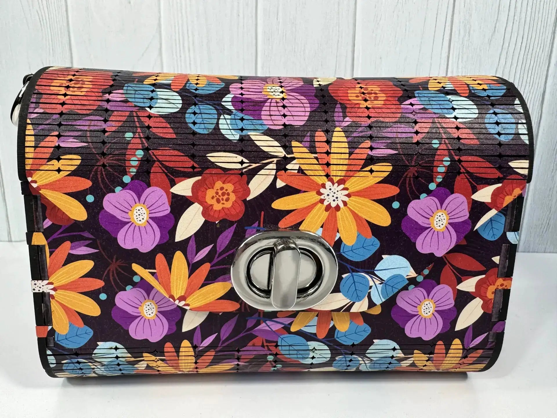 Truly Olive Bright Flower Pattern Wood Handbag Clutch Purse - Clutch Bags Clutch Bag - Women's