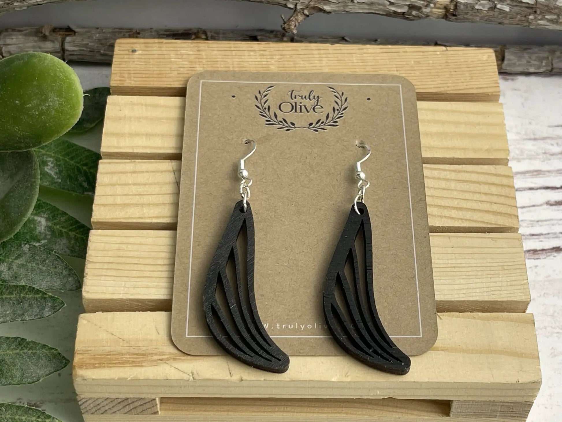 Truly Olive Discover the Charm of Geometric Small Wood Dangle Earrings - Earrings Dangle Earrings