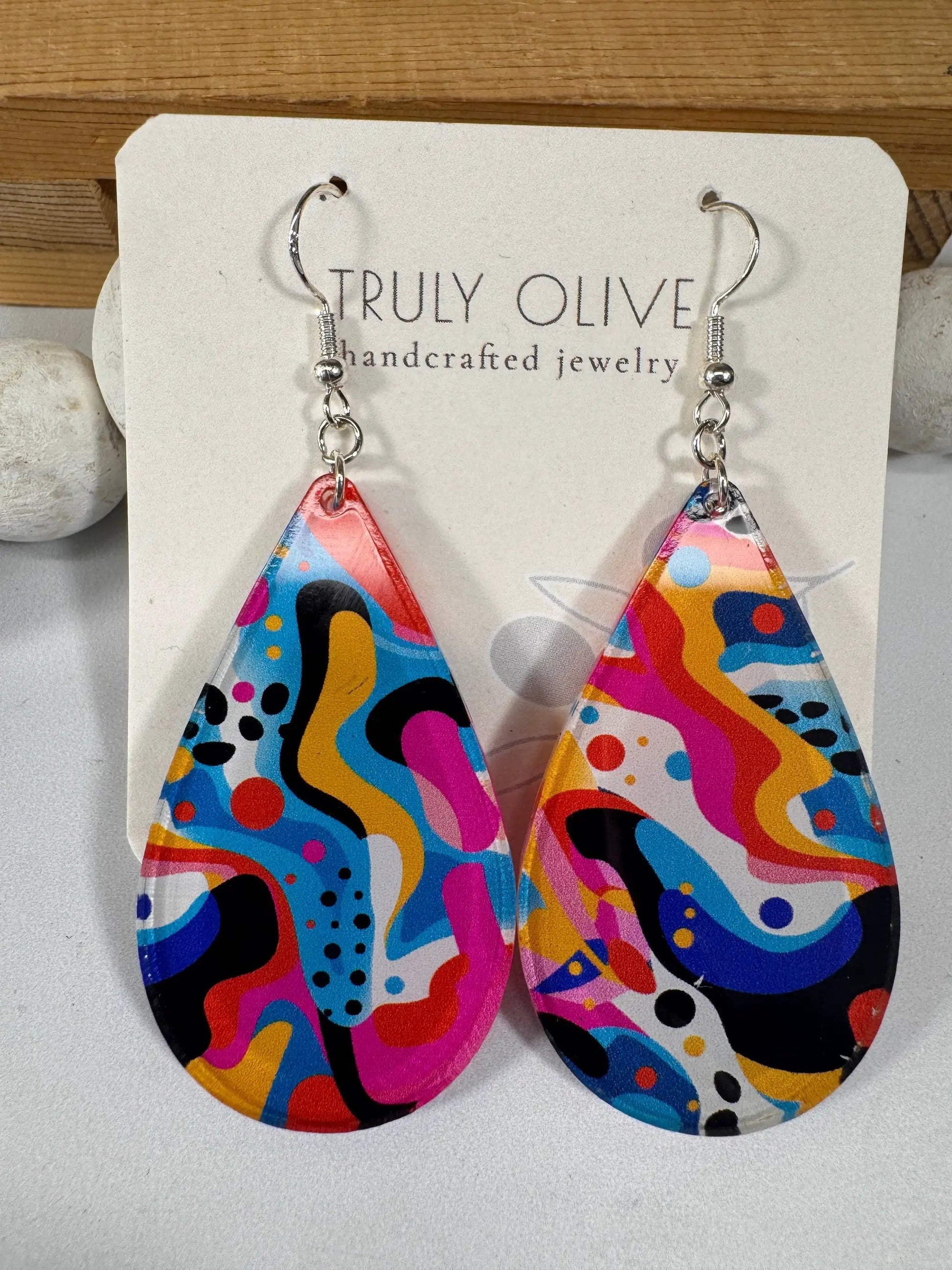 Truly Olive Art Deco Pattern Acrylic Earrings - Earrings Dangle Earrings