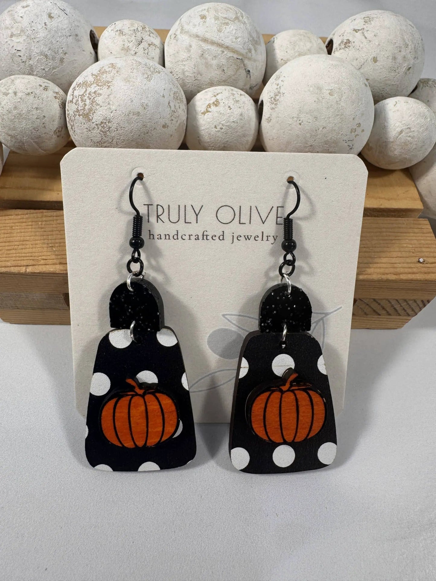 Truly Olive Fall Pumpkin Bookshelves - Earrings Dangle Earrings