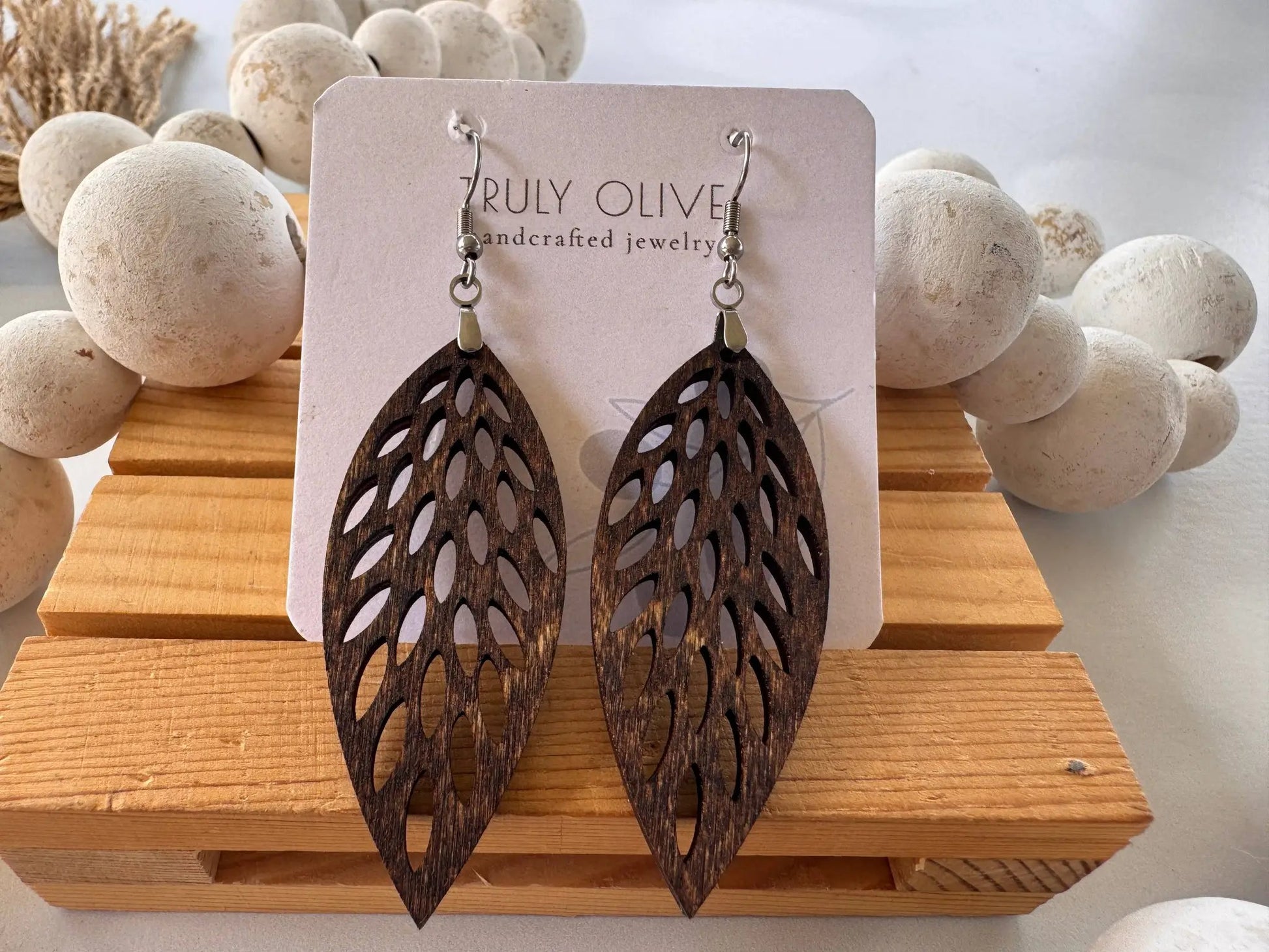 Truly Olive Discover the Luxury of Wooden Feather Lightweight Earrings - Earrings Dangle Earrings
