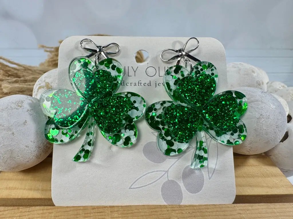 Trulyolive St Patty's Day 4 Leaf Clover Dangle Earrings - Earrings