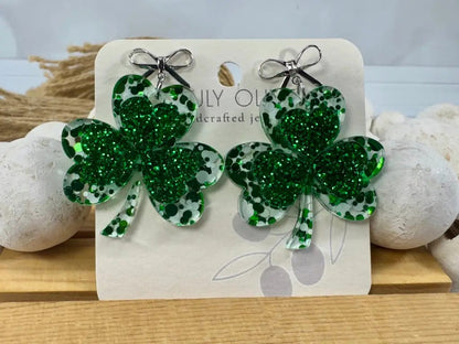 Trulyolive St Patty's Day 4 Leaf Clover Dangle Earrings - Earrings
