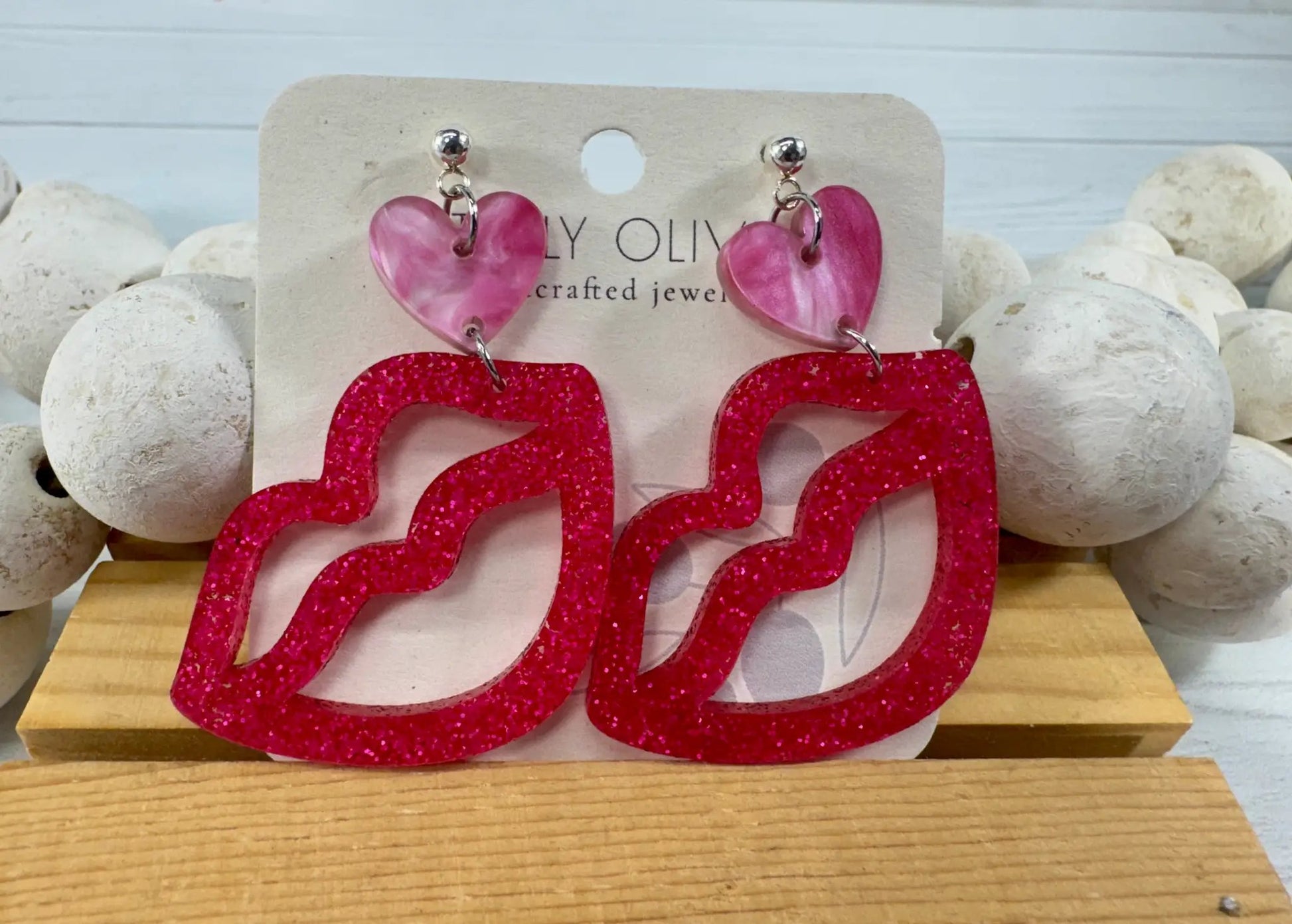Trulyolive Hot Pink and Light Pink Lip and Heart Earrings - Earrings Dangle Earrings