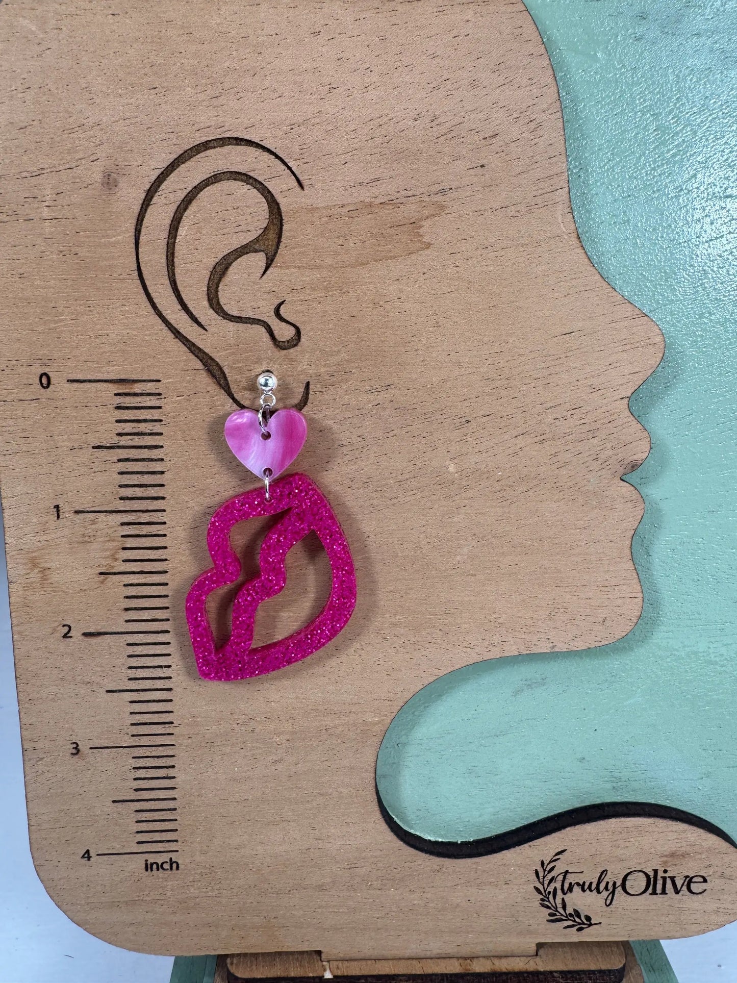 Trulyolive Hot Pink and Light Pink Lip and Heart Earrings - Earrings Dangle Earrings