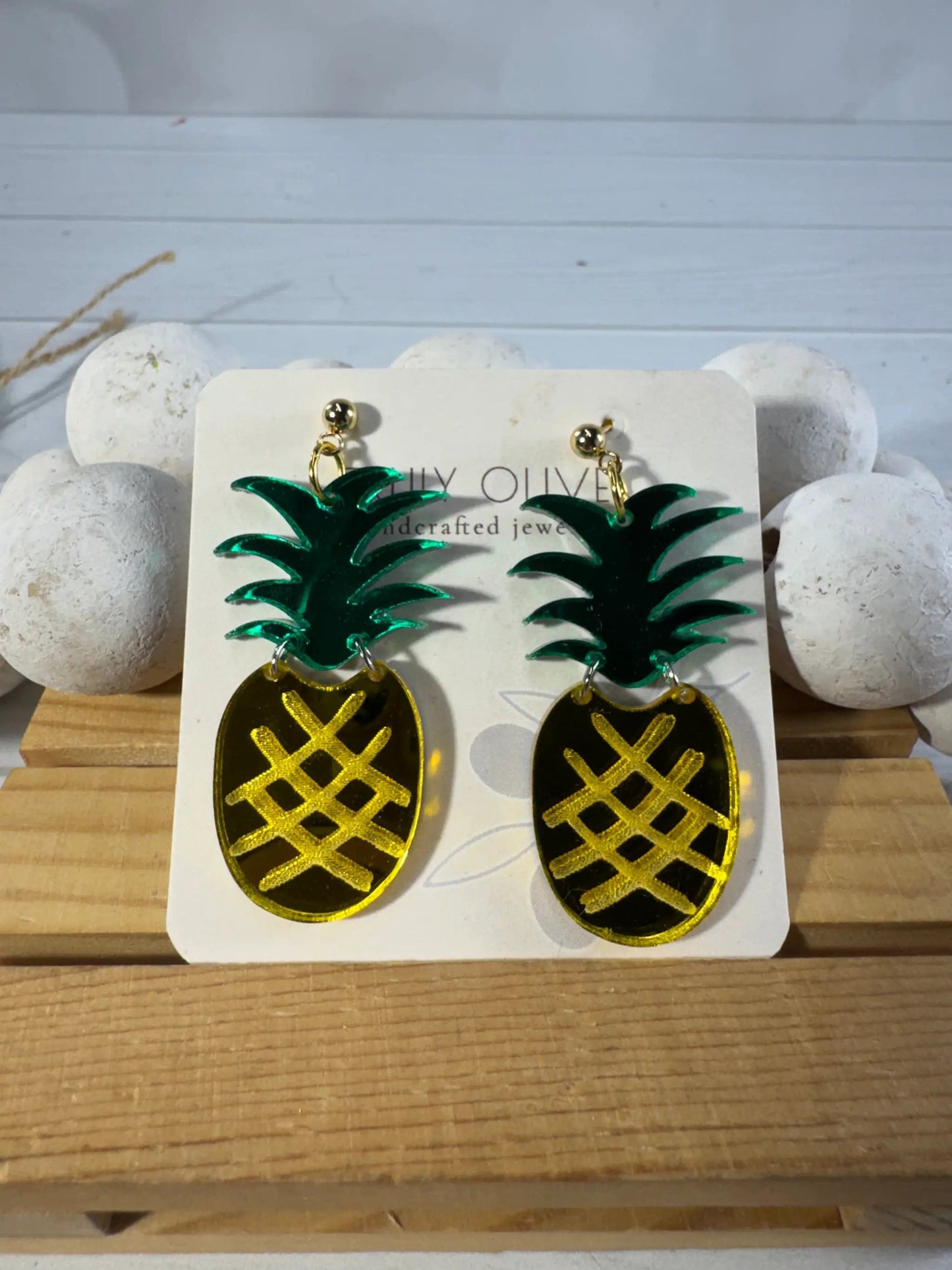 Trulyolive Pineapple Earrings - Earrings