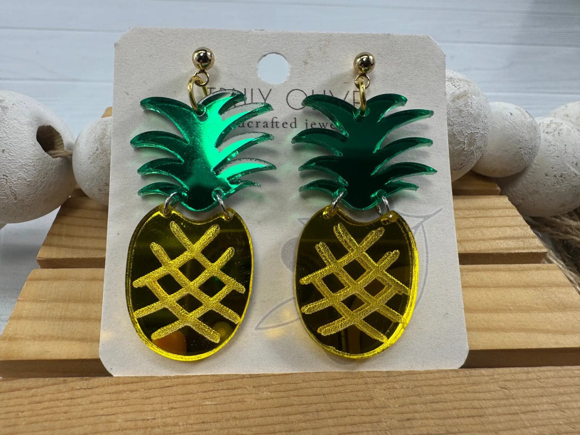 Trulyolive Pineapple Earrings - Earrings