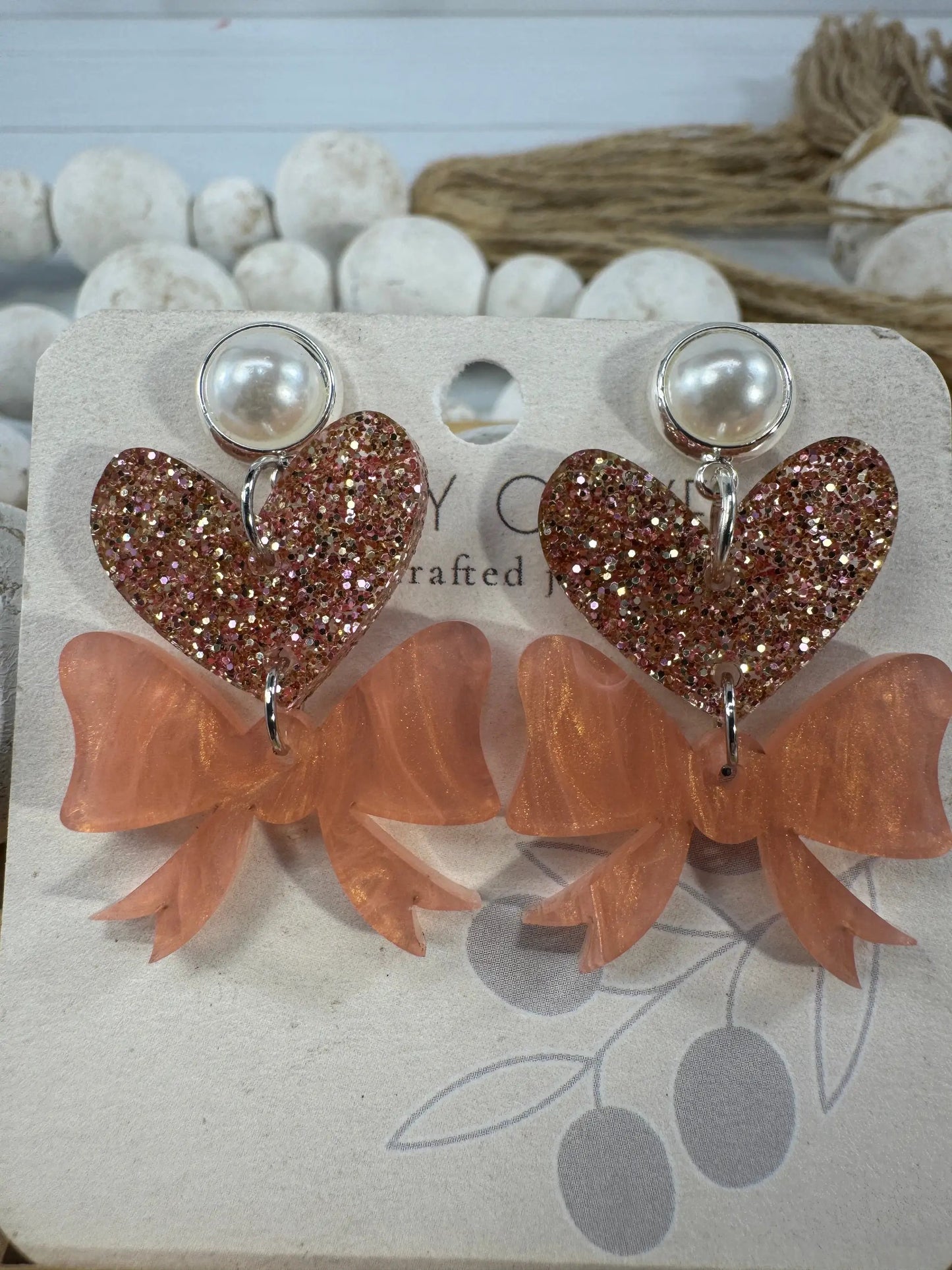 Trulyolive Heart Bows Dangle Earrings - Earrings