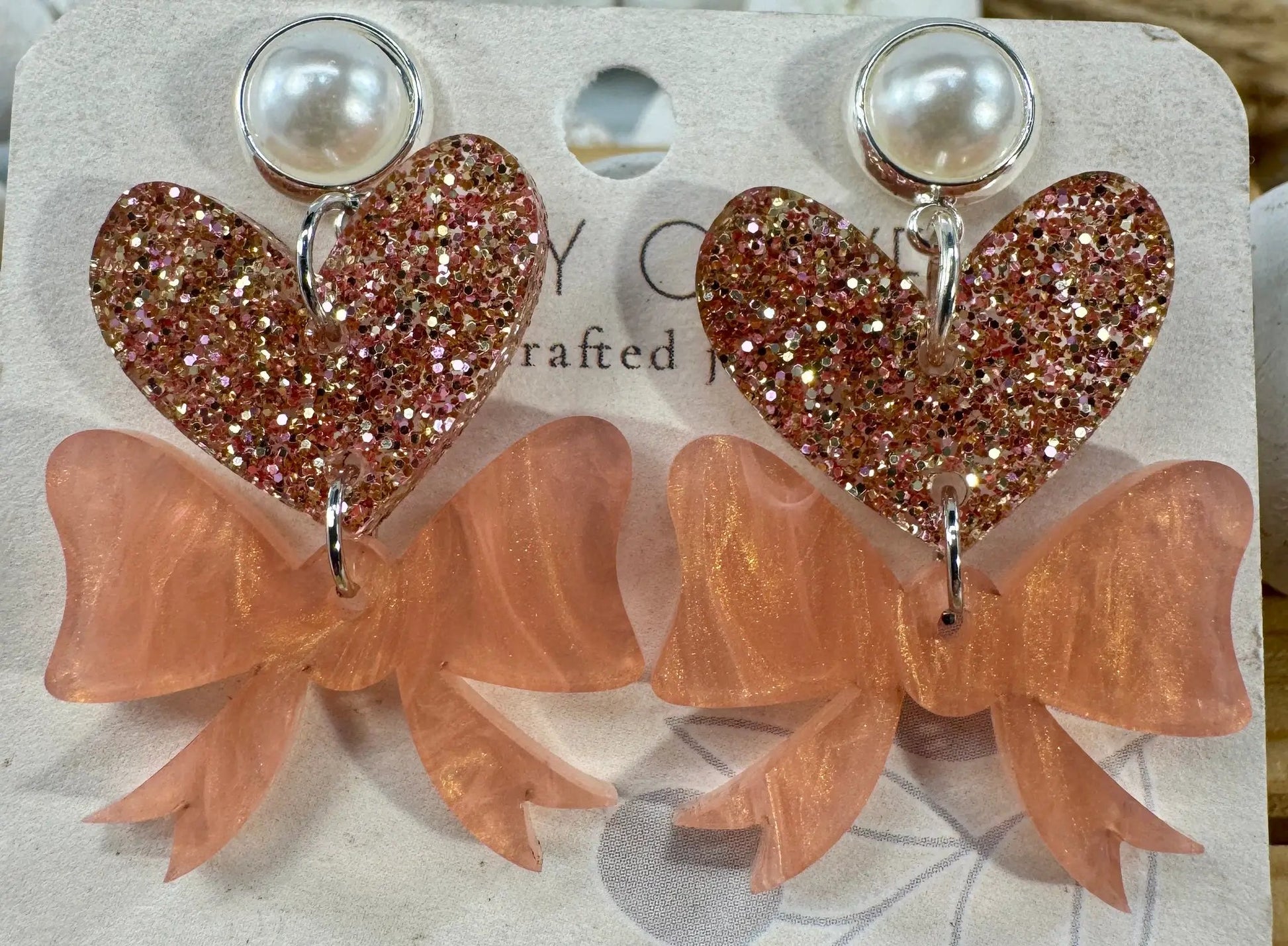 Trulyolive Heart Bows Dangle Earrings - Earrings