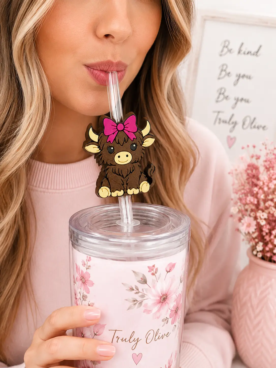 Truly Olive Highland Cow Straw Topper | Pink Bow Tumbler Straw Accessory - Drinking Straws & Stirrers Straw Toppers