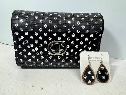 Truly Olive Puppy Paw Print Blue Flower Pattern Wood Handbag Clutch Purse - Clutch Bags Clutch Bag - Women's