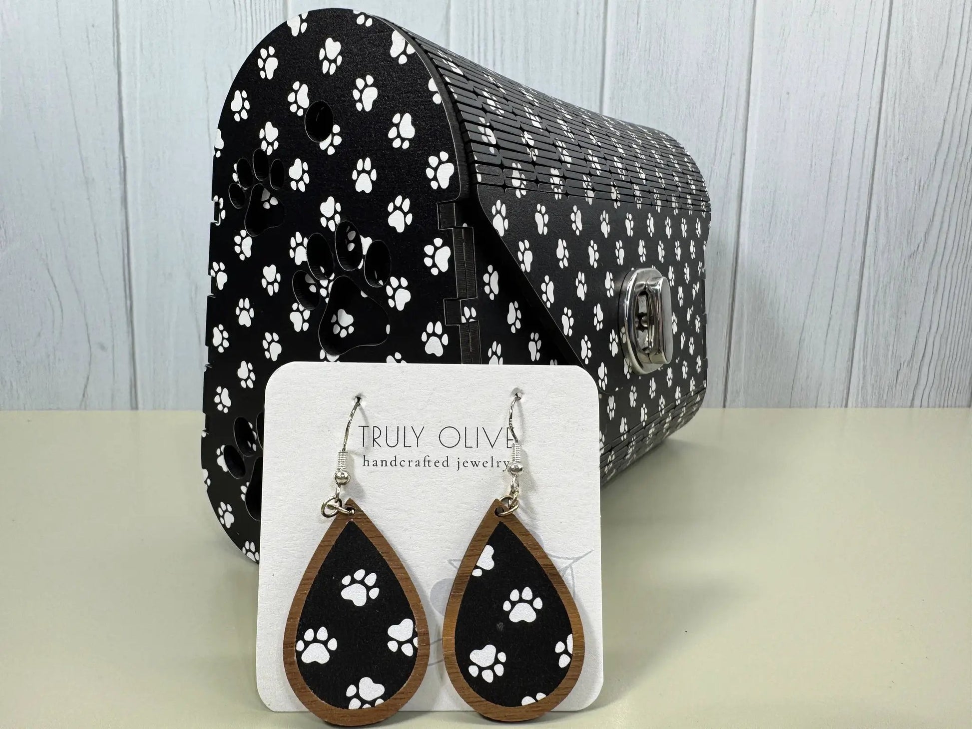 Truly Olive Puppy Paw Print Blue Flower Pattern Wood Handbag Clutch Purse - Clutch Bags Clutch Bag - Women's