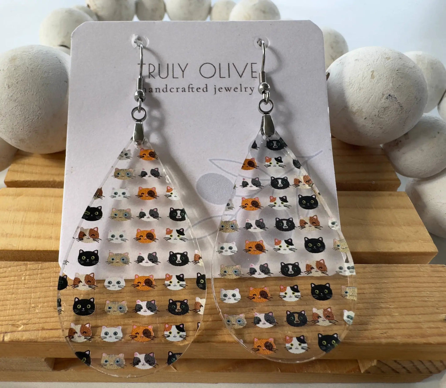 Truly Olive Adorable Acrylic Cat Face Earrings - Earrings Dangle Earrings