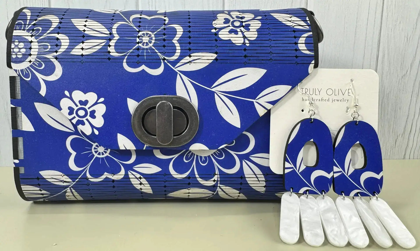 Truly Olive Cobalt Blue Flower Pattern Wood Handbag Clutch Purse - Clutch Bags Clutch Bag - Women's