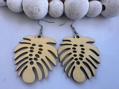 Truly Olive Exotic Leaf Shape Earrings - Earrings Dangle Earrings