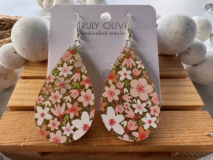 Truly Olive Pink Sparkle Flower Pattern Acrylic Earrings - Earrings Dangle Earrings