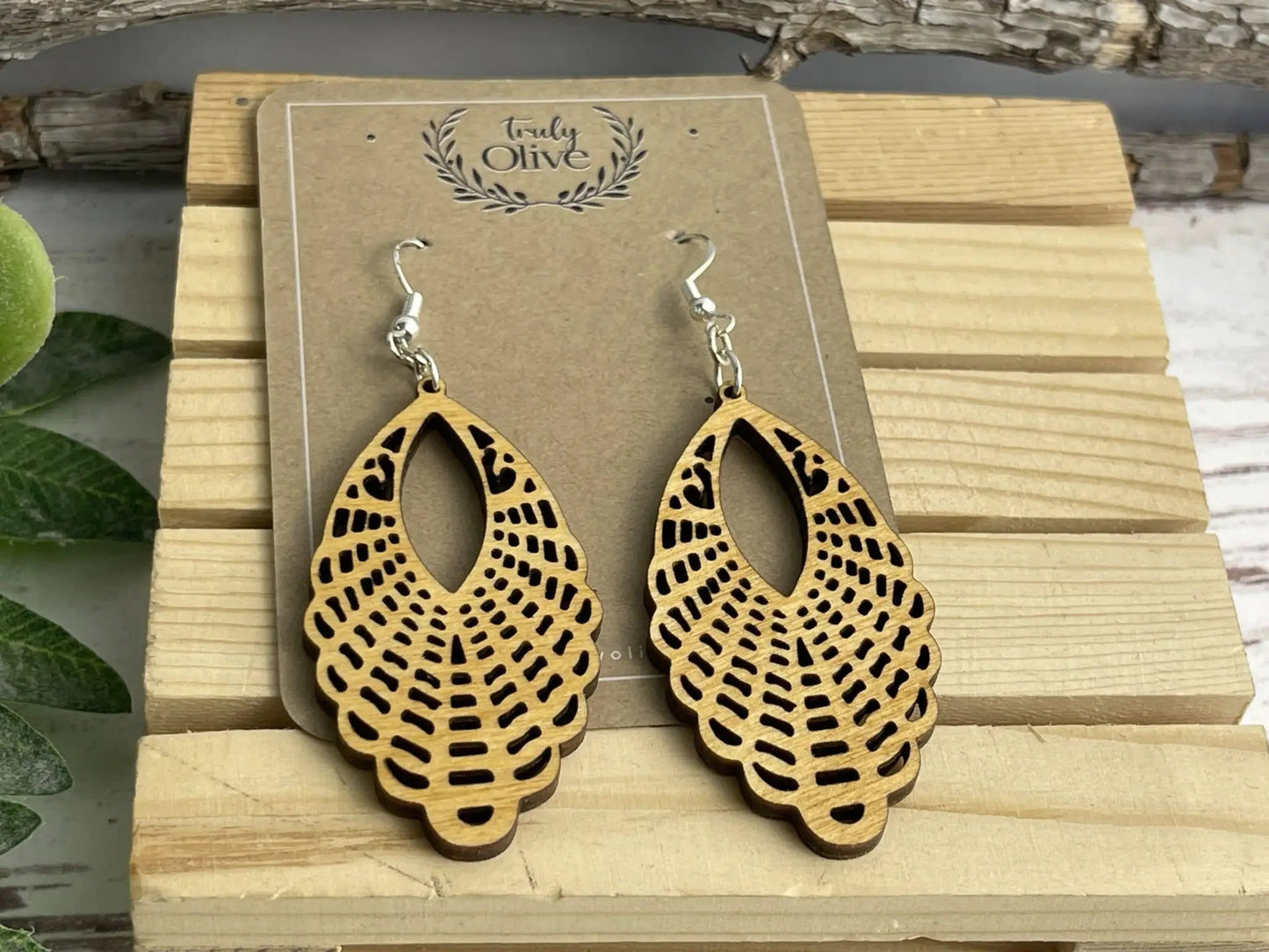Truly Olive Classic Elegant of Oval Shaped Wood Earrings - Earrings Dangle Earrings