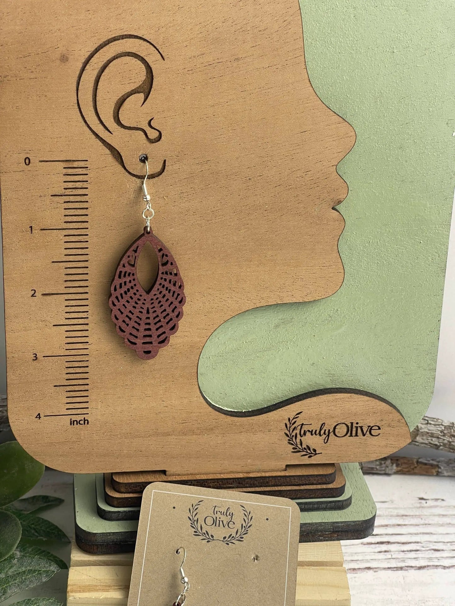 Truly Olive Classic Elegant of Oval Shaped Wood Earrings - Earrings Dangle Earrings