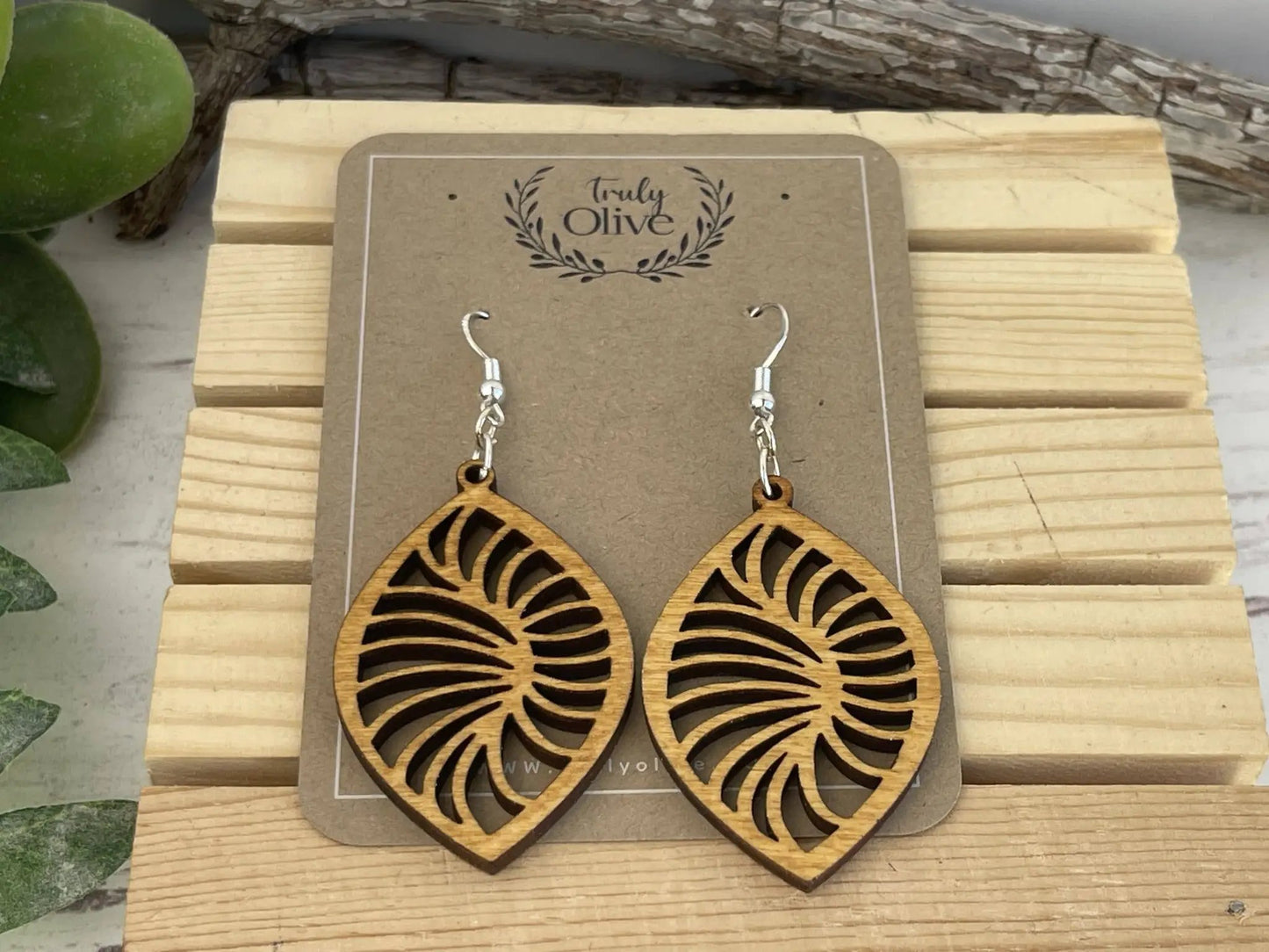 Truly Olive Stylish Geometric Wood Earrings - Earrings Dangle Earrings