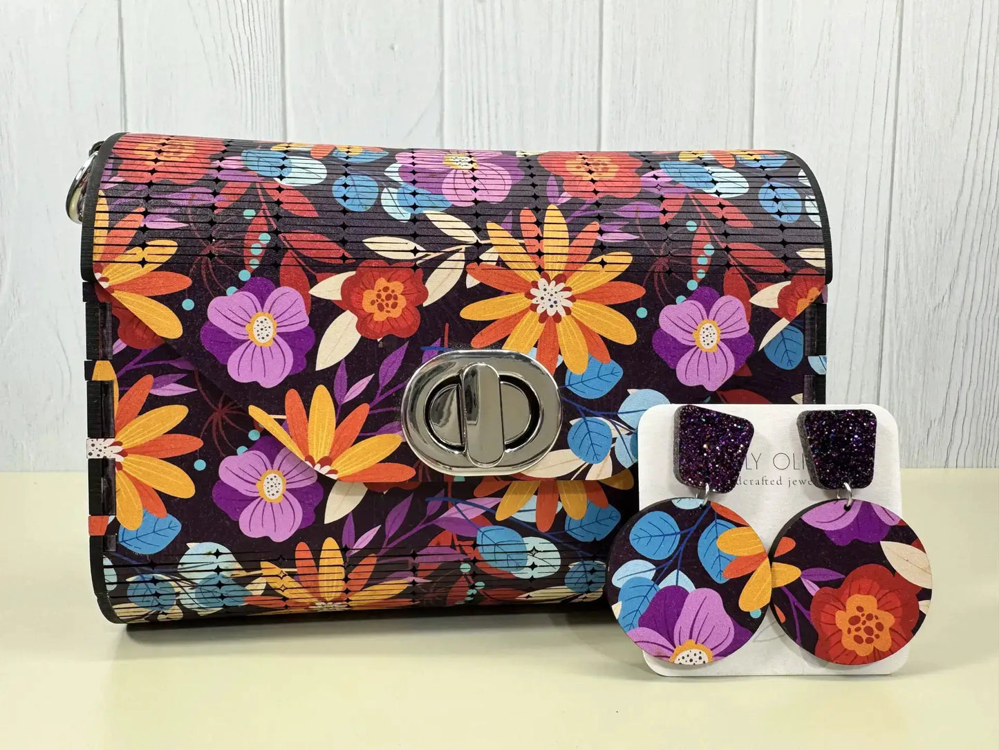 Truly Olive Bright Flower Pattern Wood Handbag Clutch Purse - Clutch Bags Clutch Bag - Women's