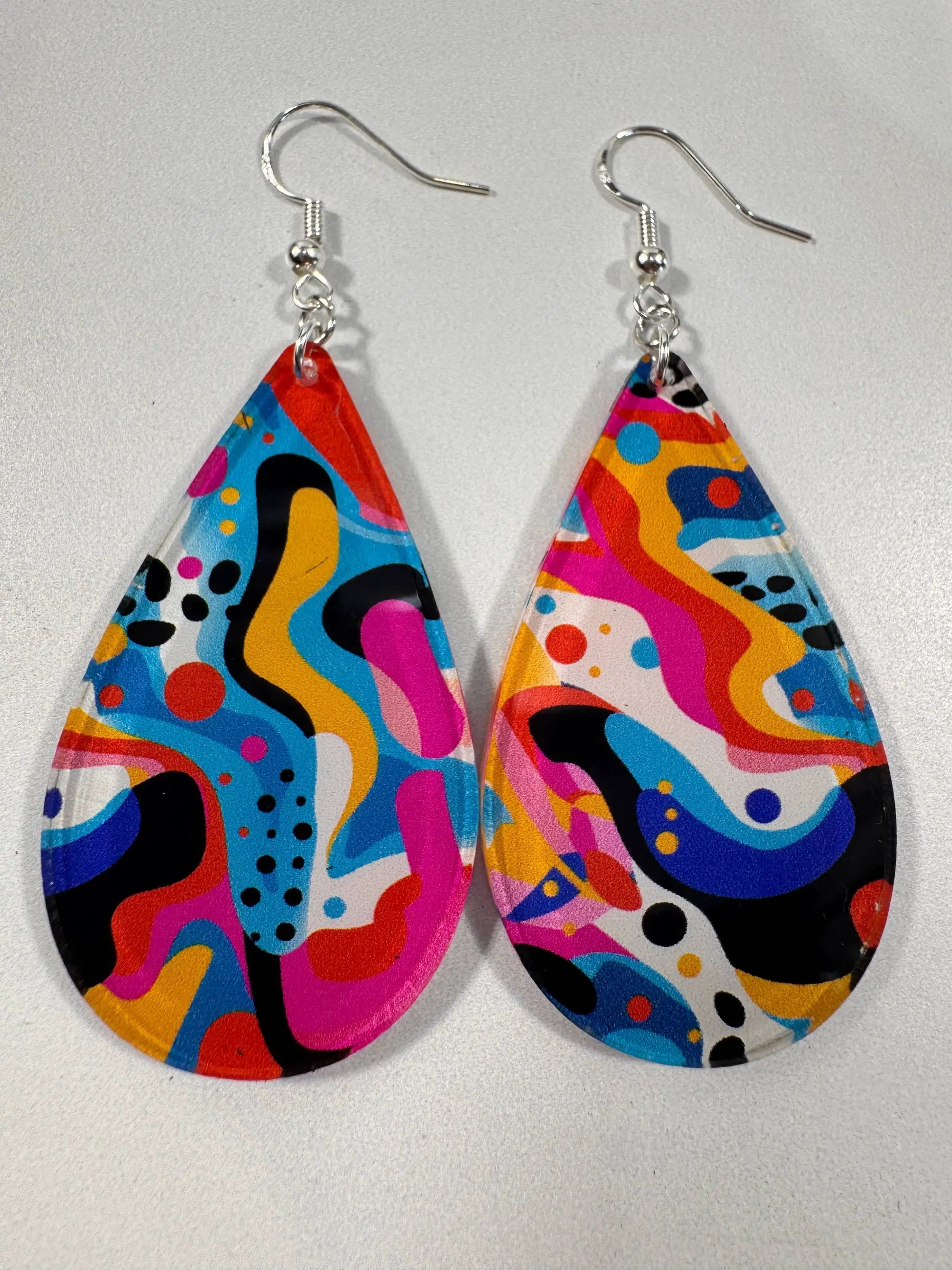 Truly Olive Art Deco Pattern Acrylic Earrings - Earrings Dangle Earrings